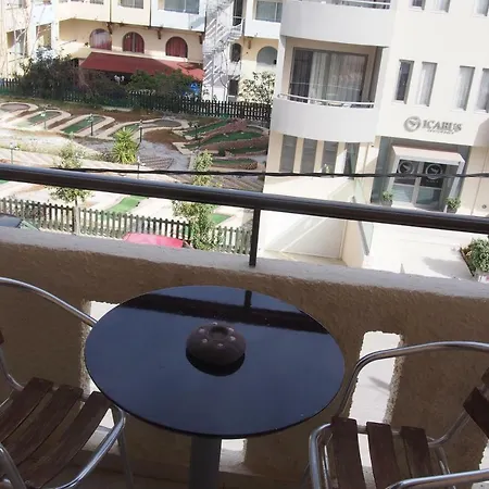 Coastal D Apartment *